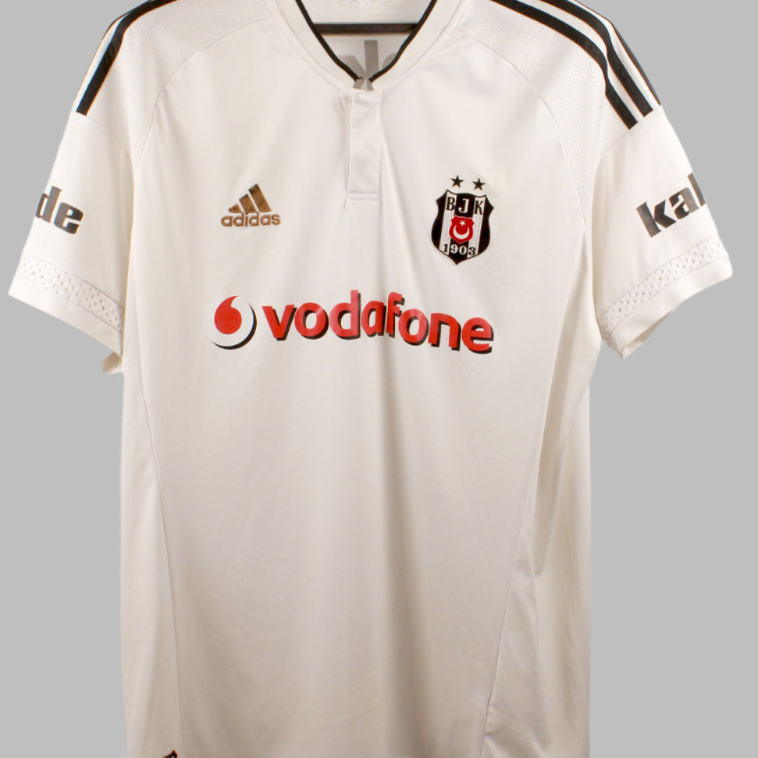 Besiktas 2015-16  Home Kit (2XL)