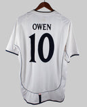England 2001-02 Owen Home Kit  (L)