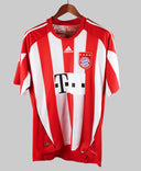 Bayern Munich 2010-11 Kroos Home Kit (L)