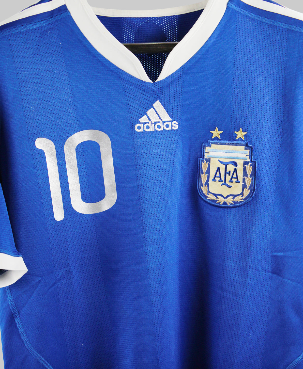 Argentina 2010-11 Messi Away Kit  (M)