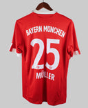 Bayern Munich 2009-10 Muller Home Kit (XL)