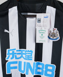 Newcastle 2020-21   Home Kit (L)
