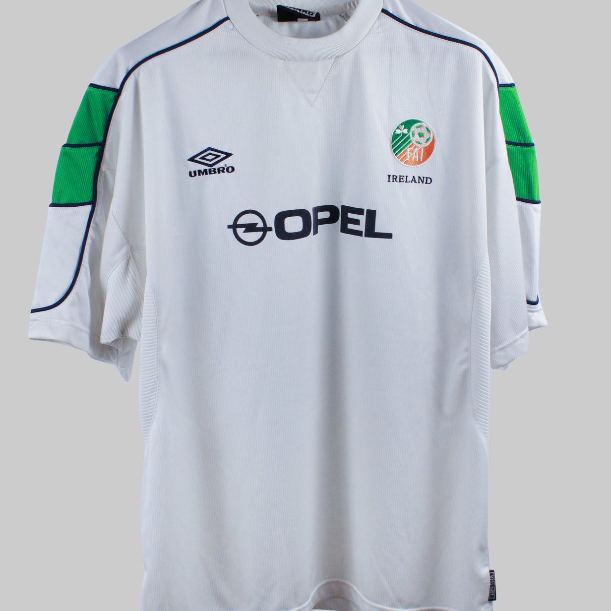 Ireland 2000-01  Away Kit  (2XL)