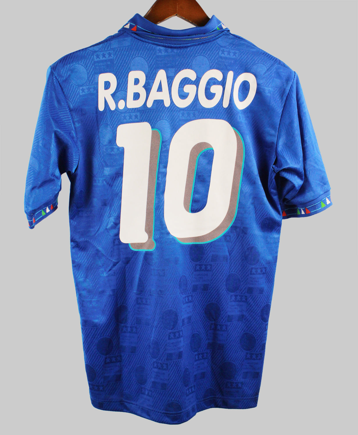 Italy 1994-95 R. Baggio  Home Kit  (L)