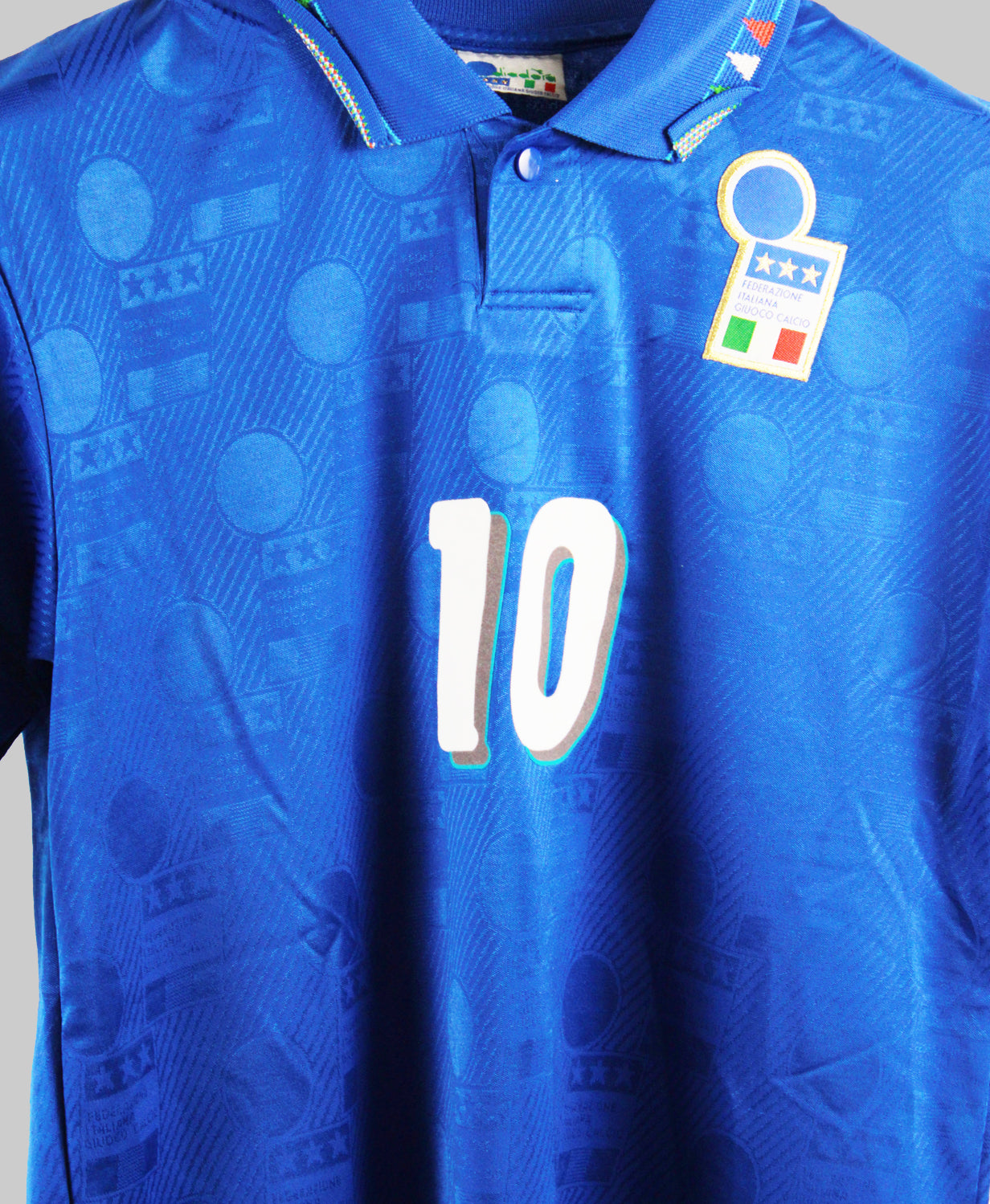 Italy 1994-95 R. Baggio  Home Kit  (L)