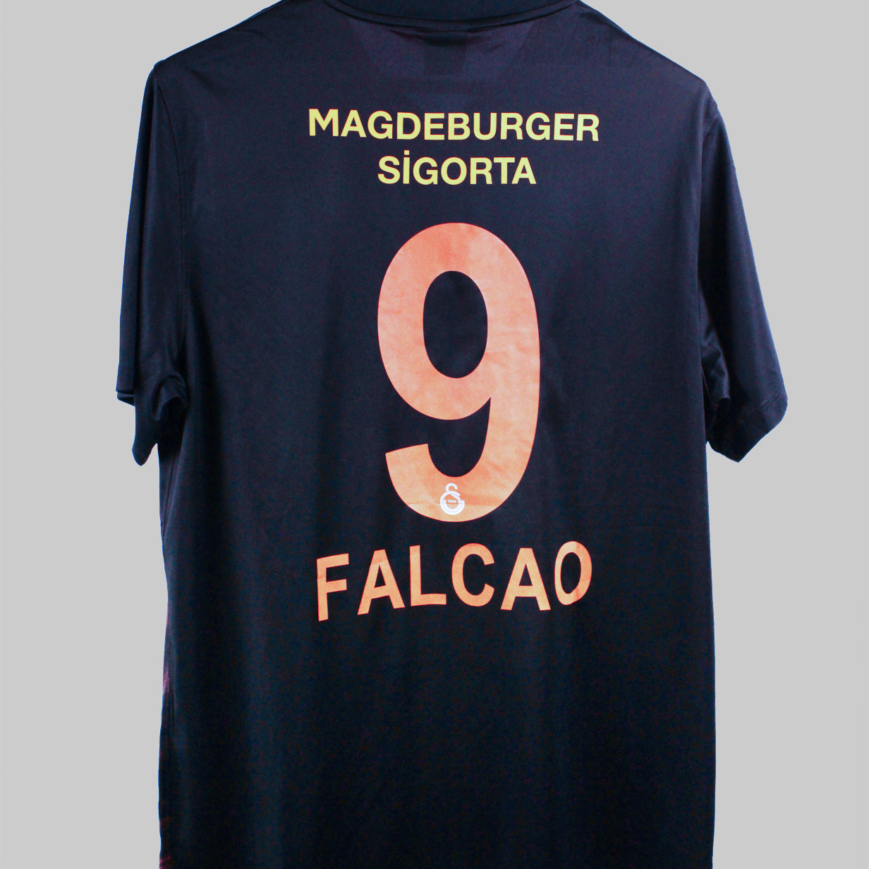 Galatasaray 2020-21 Falcao Away Kit  (XL)