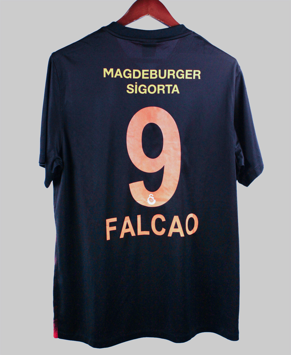 Galatasaray 2020-21 Falcao Away Kit  (XL)