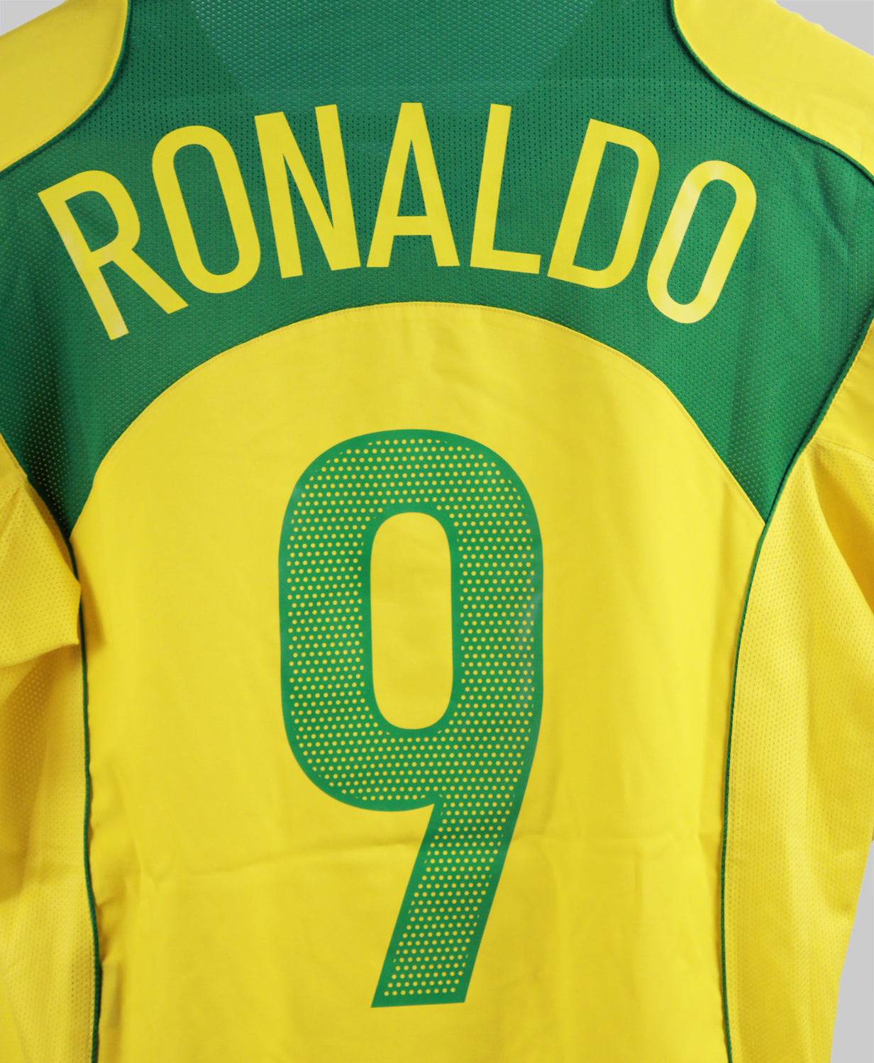Brazil 2004-05 Ronaldo Home Kit  (M)