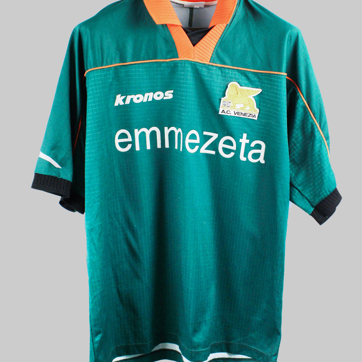 Venezia 1999-00  Third Kit  (L)