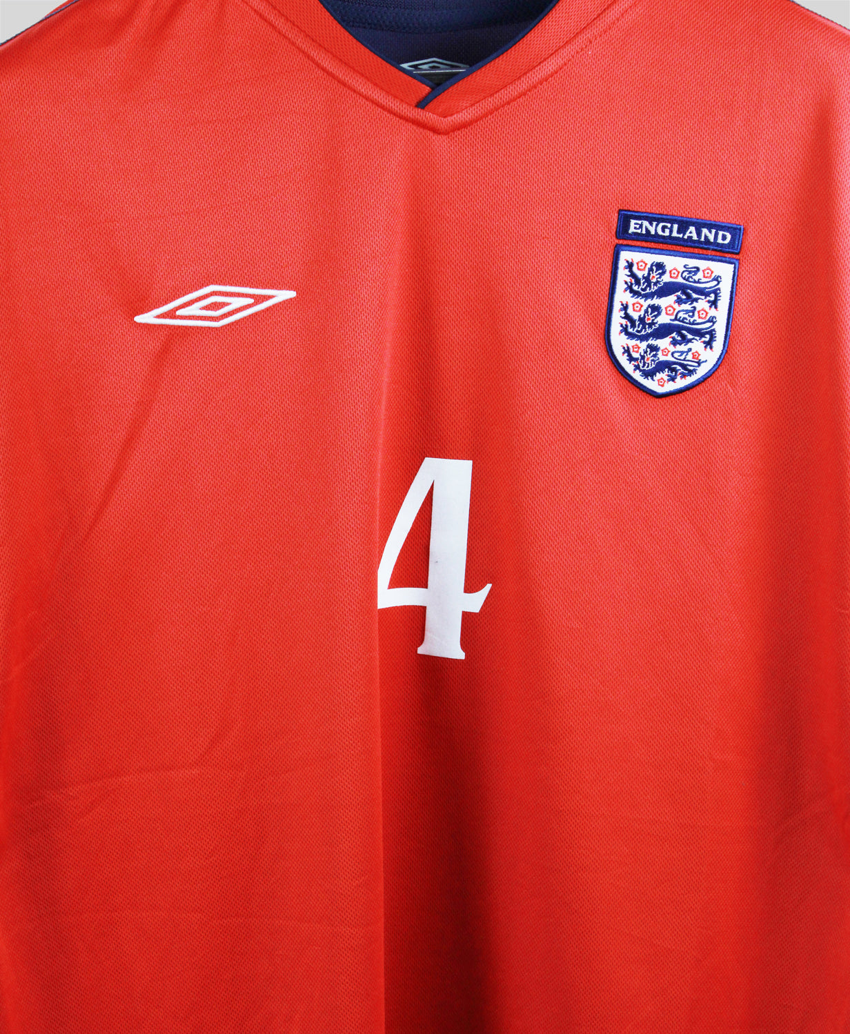 England 2002-03 Gerrard Away Kit  (XL)
