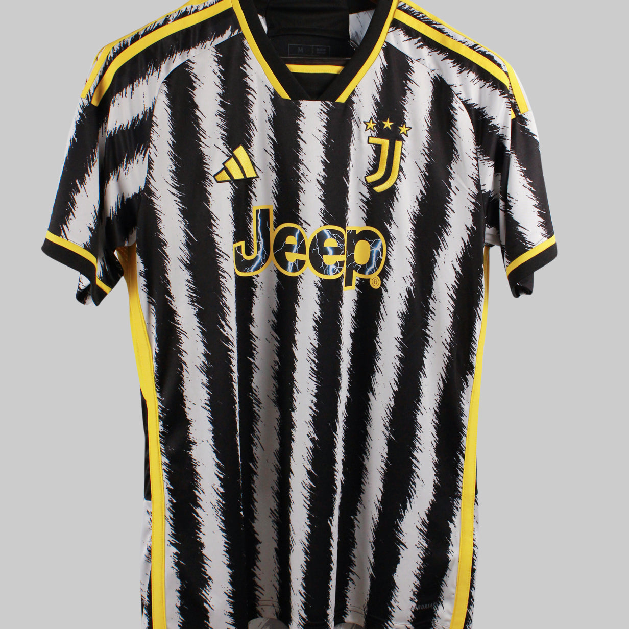 Juventus 2023-24 Chiesa Home Kit W/ Tags (M)