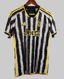 Juventus 2023-24 Chiesa Home Kit W/ Tags (M)