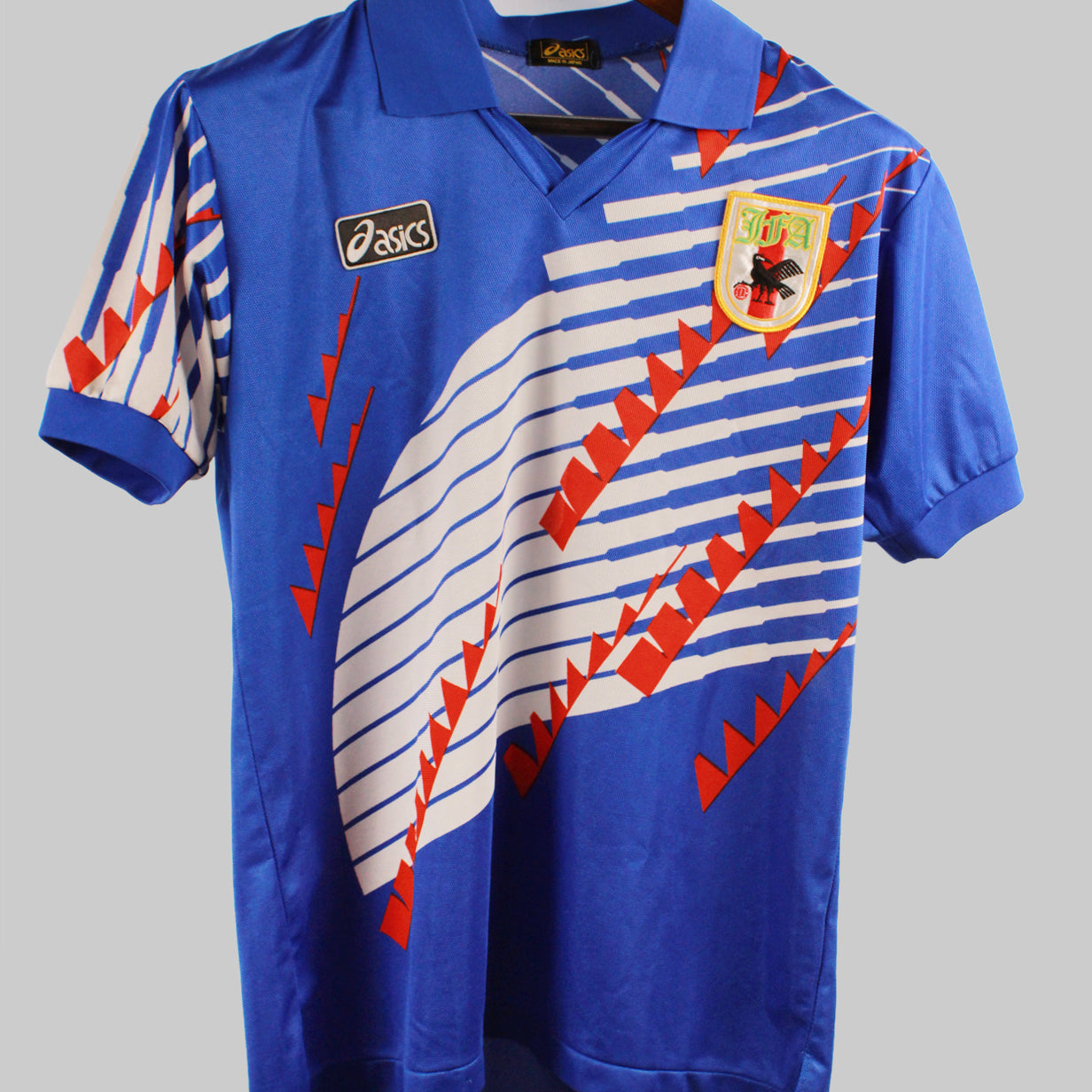 Japan 1994-95  Home Kit  (M)