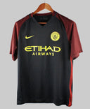 Manchester City 2016-17 Gundogan Away Kit (M)