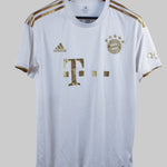 Bayern Munich 2015-16  Training Kit  (M)