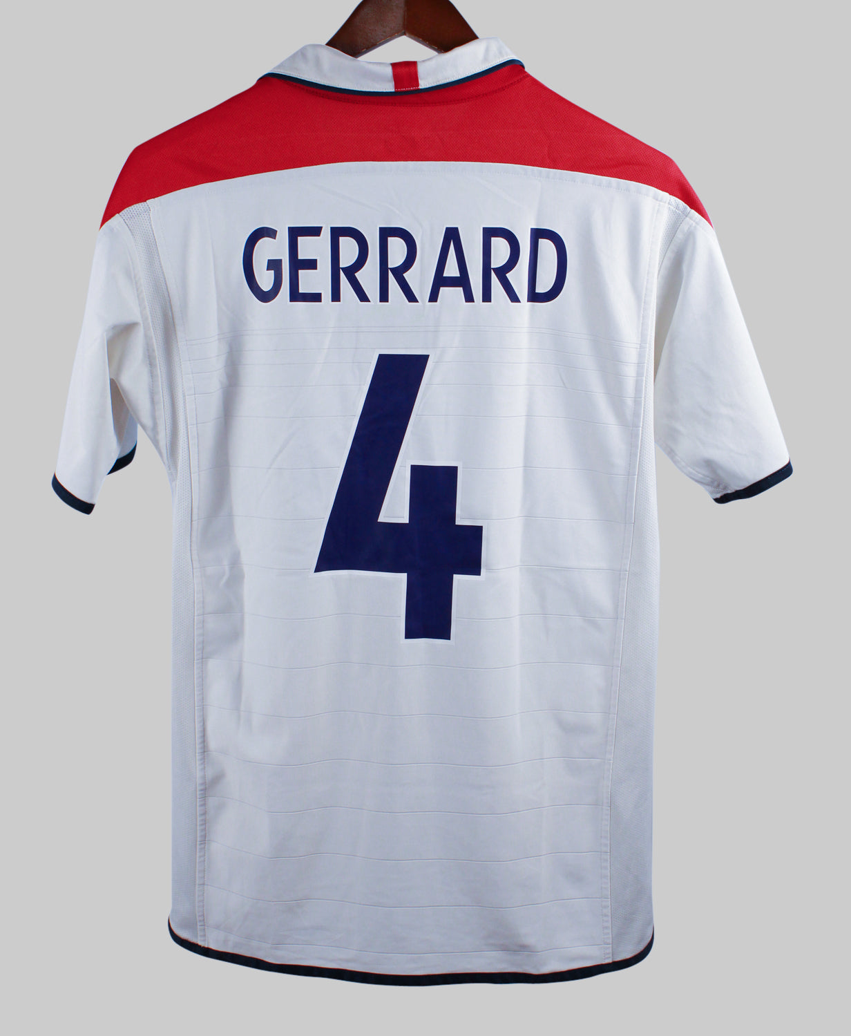 England 2003-04 Gerrard Home Kit  (M)