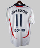 Bayern Munich 2006-07 Podolski Away Kit (M)