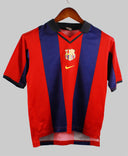 Barcelona 2001-02 Home Kit   (YL)