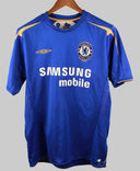 Chelsea 2005-06 Essien Home Kit (L)