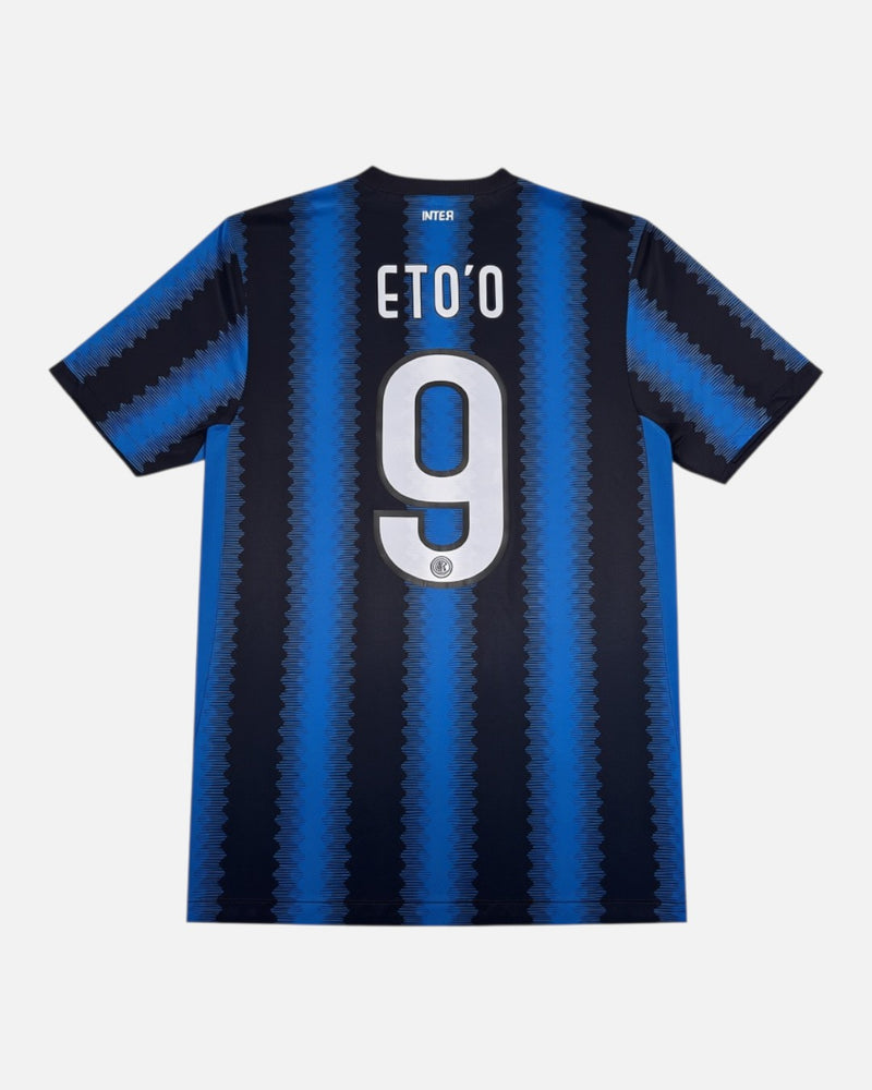 Inter Milan 2010-11 Eto'o home vintage football shirt, size S.