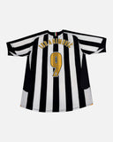 Juventus 2005-06 Ibrahimovic Home Kit (L)