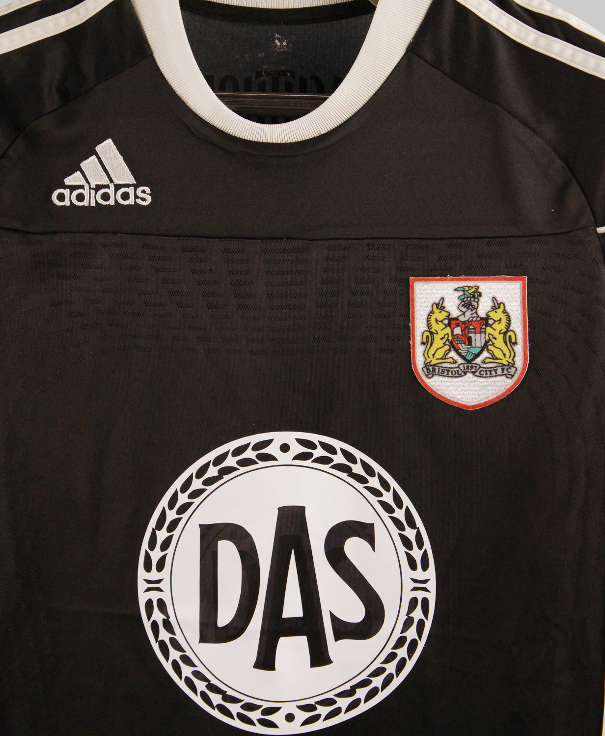 Bristol City 2010-11 Haynes Third Kit  (S)