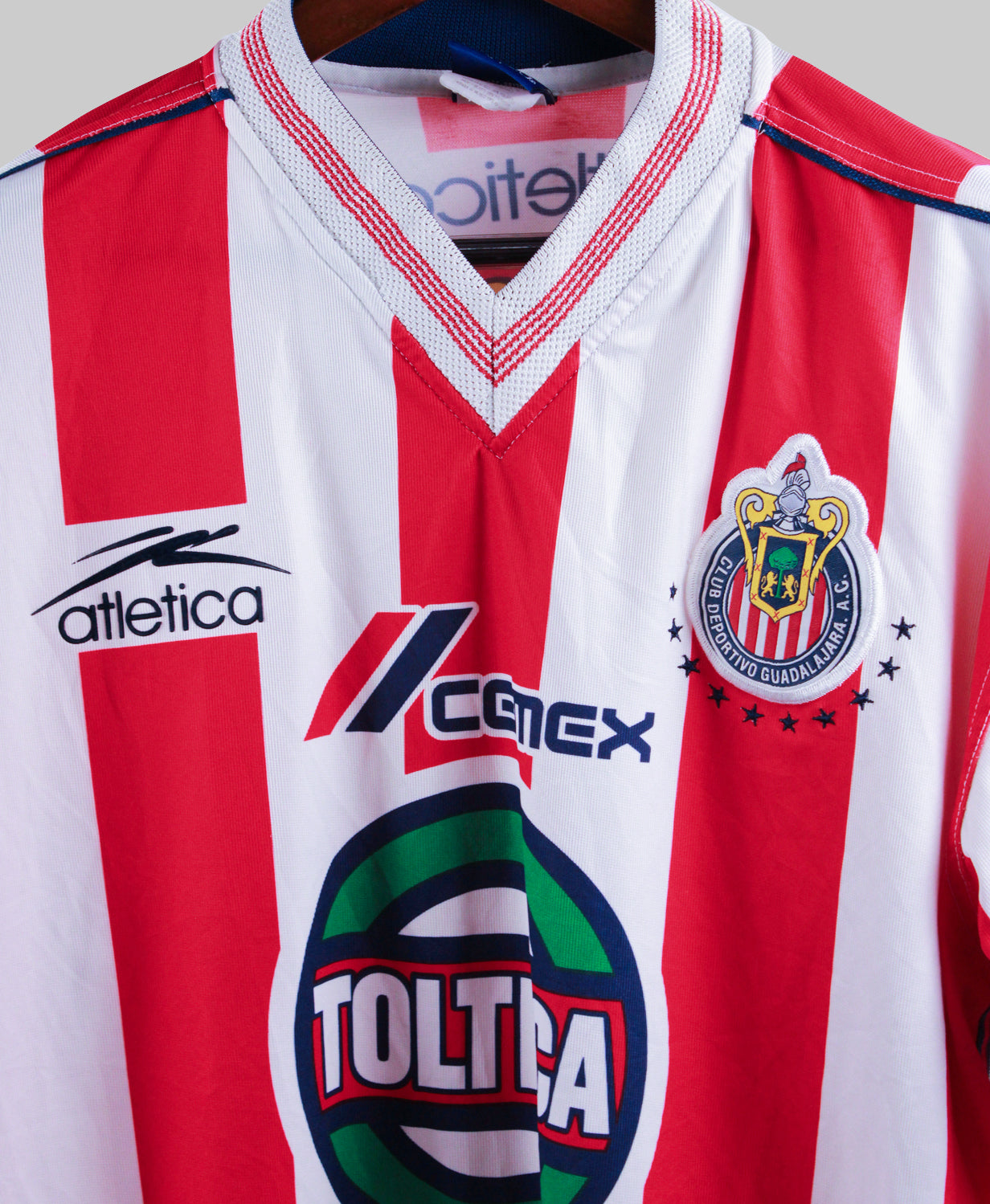 Chivas 2001-02  Chivas de Guadalajara Home Kit  (L)