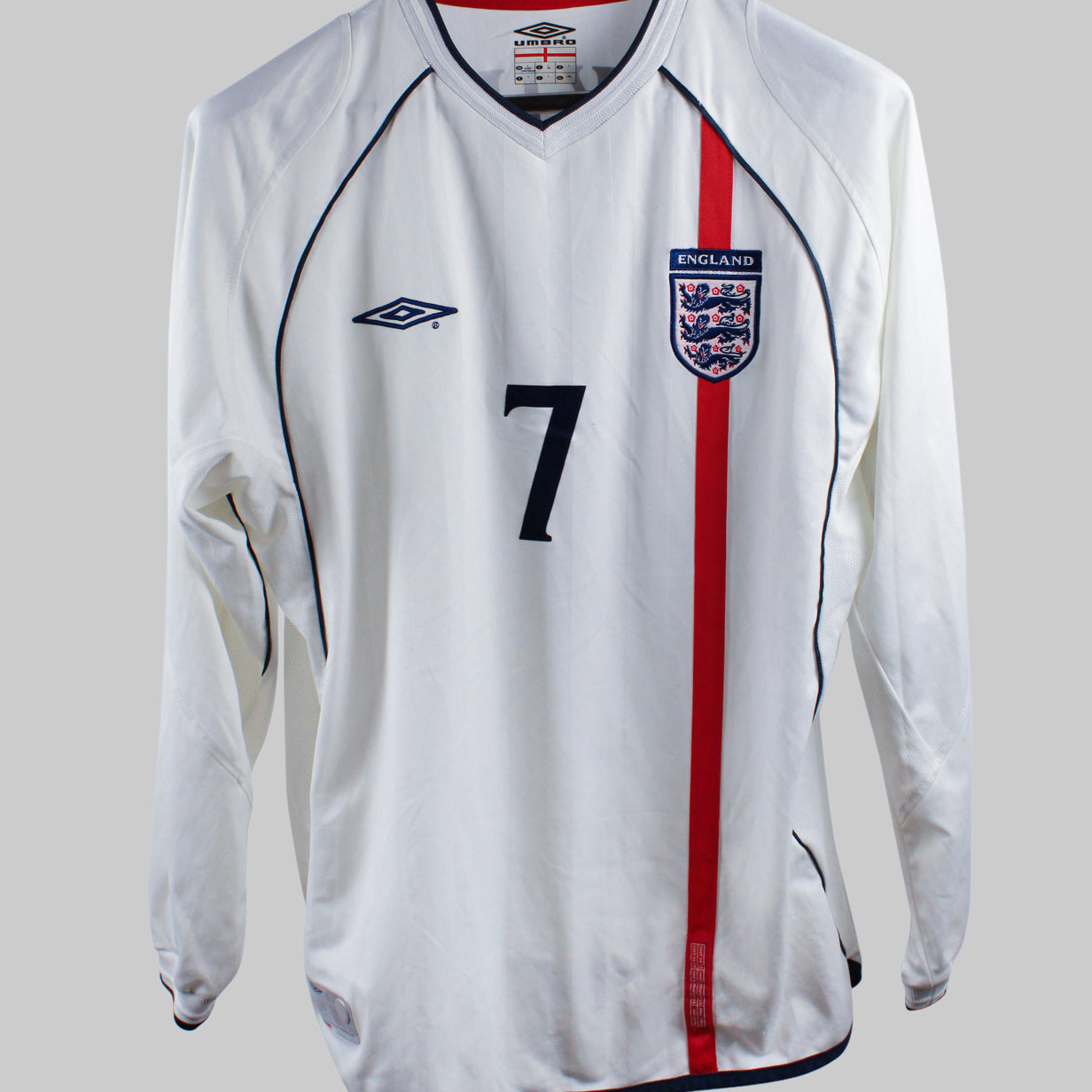 England 2002-03 Beckham Home Kit  (L)