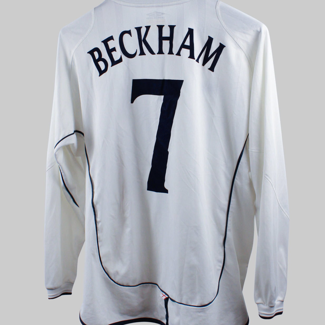 England 2002-03 Beckham Home Kit  (L)