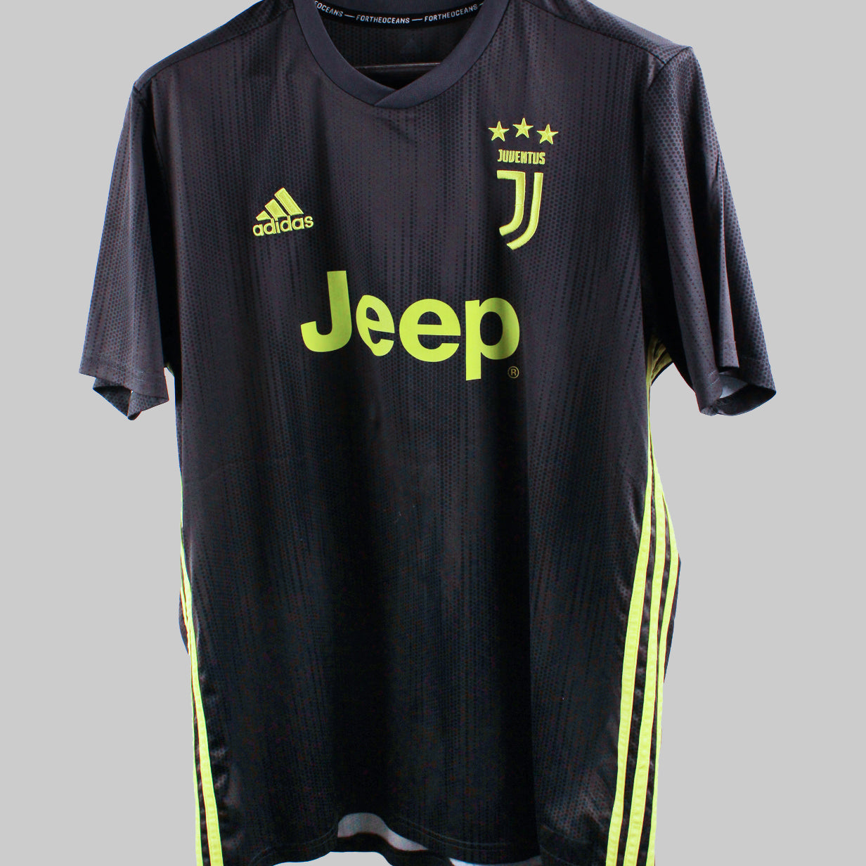 Juventus 2018-19 Ronaldo Third Kit  (XL)