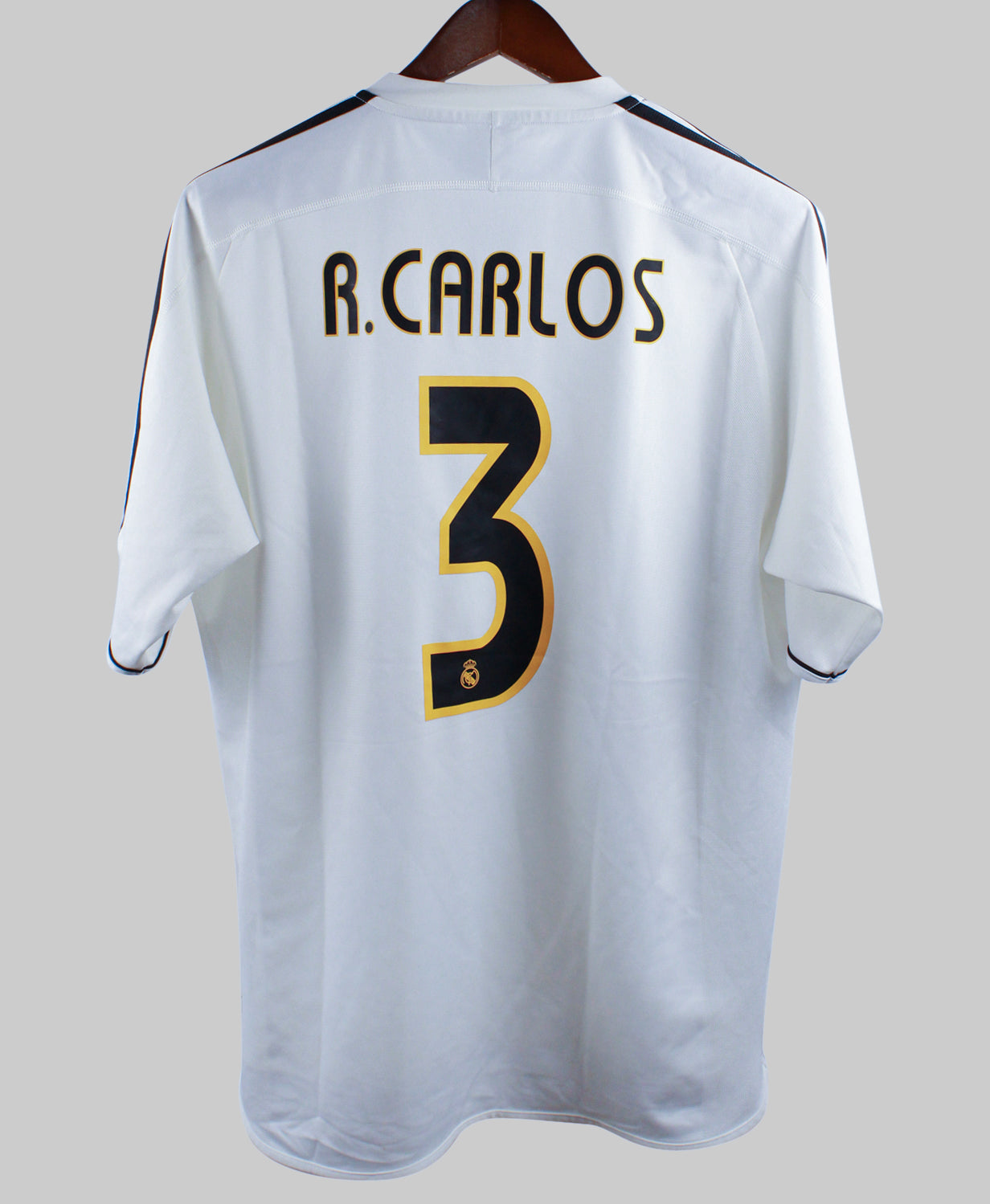 Real Madrid 2003-04 R. Carlos Home Kit  (L)