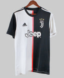 Juventus 2019-20  Home Kit (L)