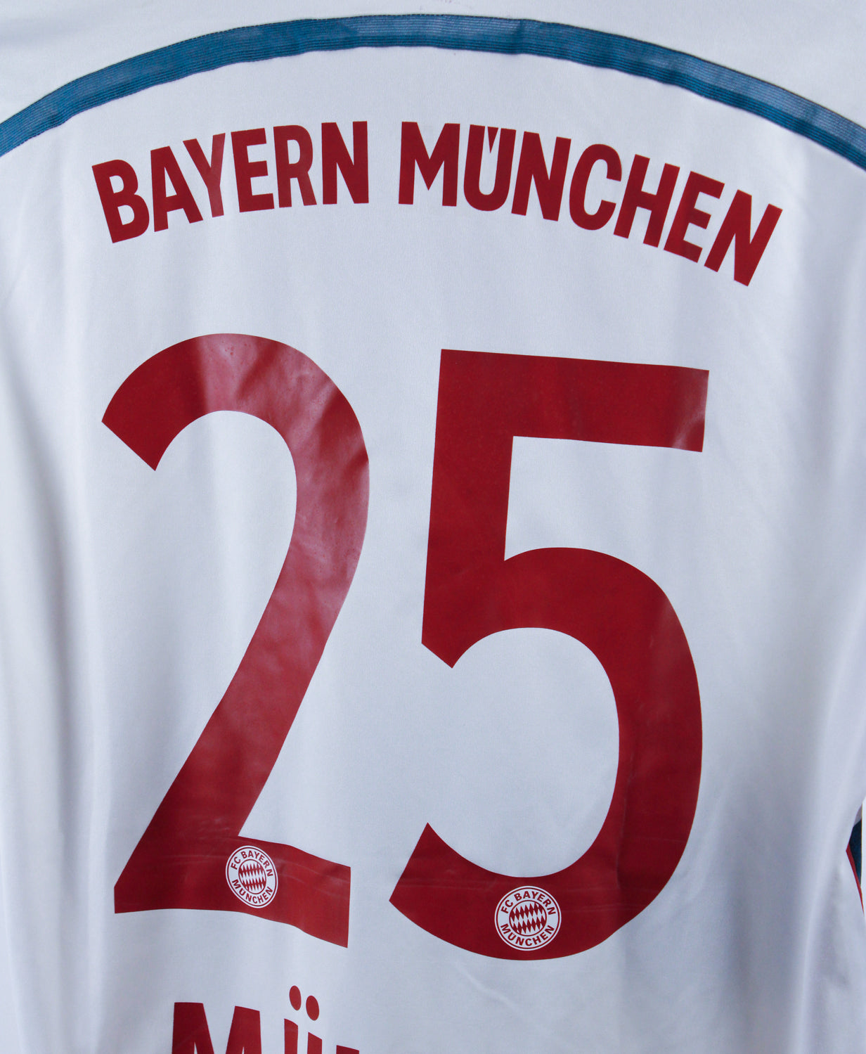 Bayern Munich 2014-15 Muller Away Kit  (L)