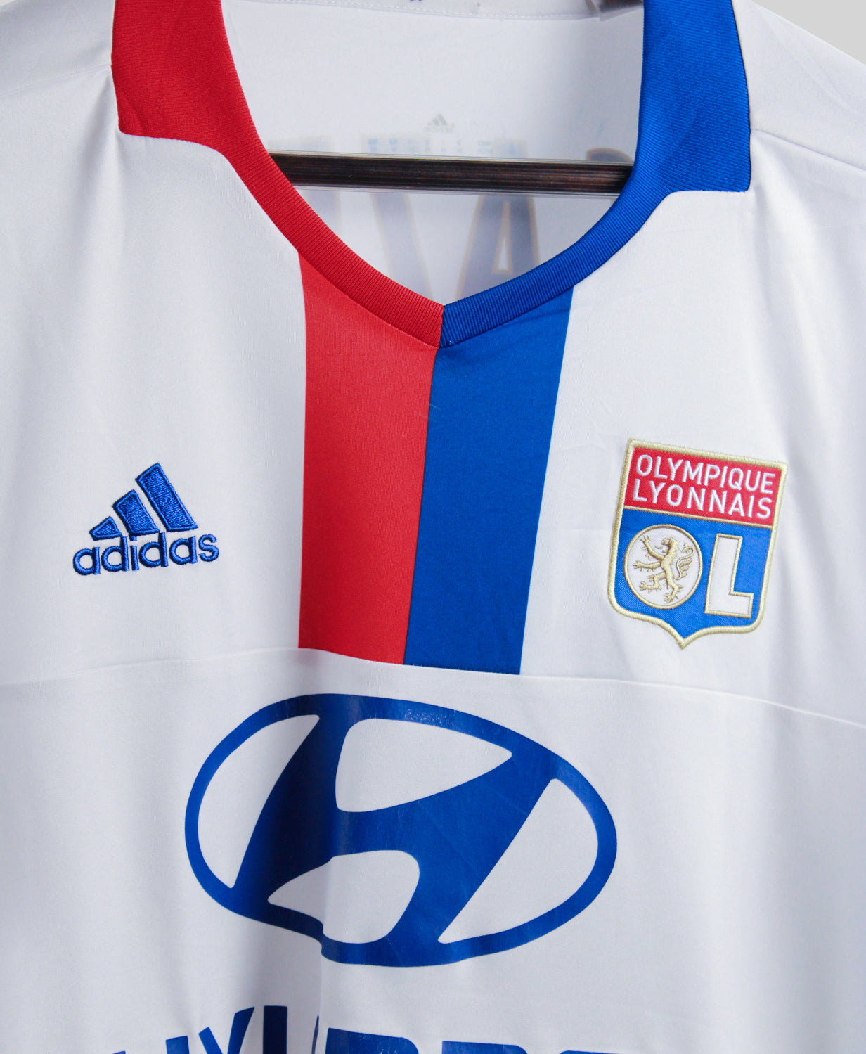 Lyon 2016-17 Lacazette Home Kit  (M)