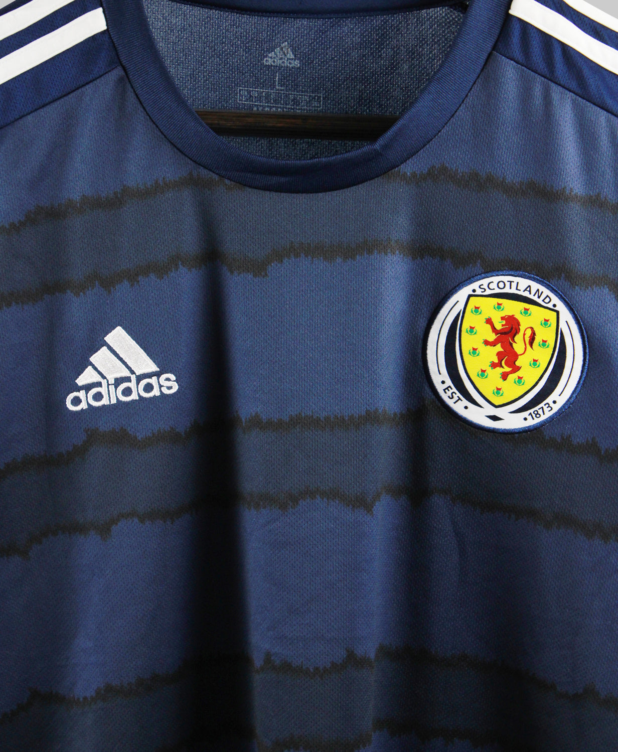 Scotland 2020-21  Home Kit  (L)