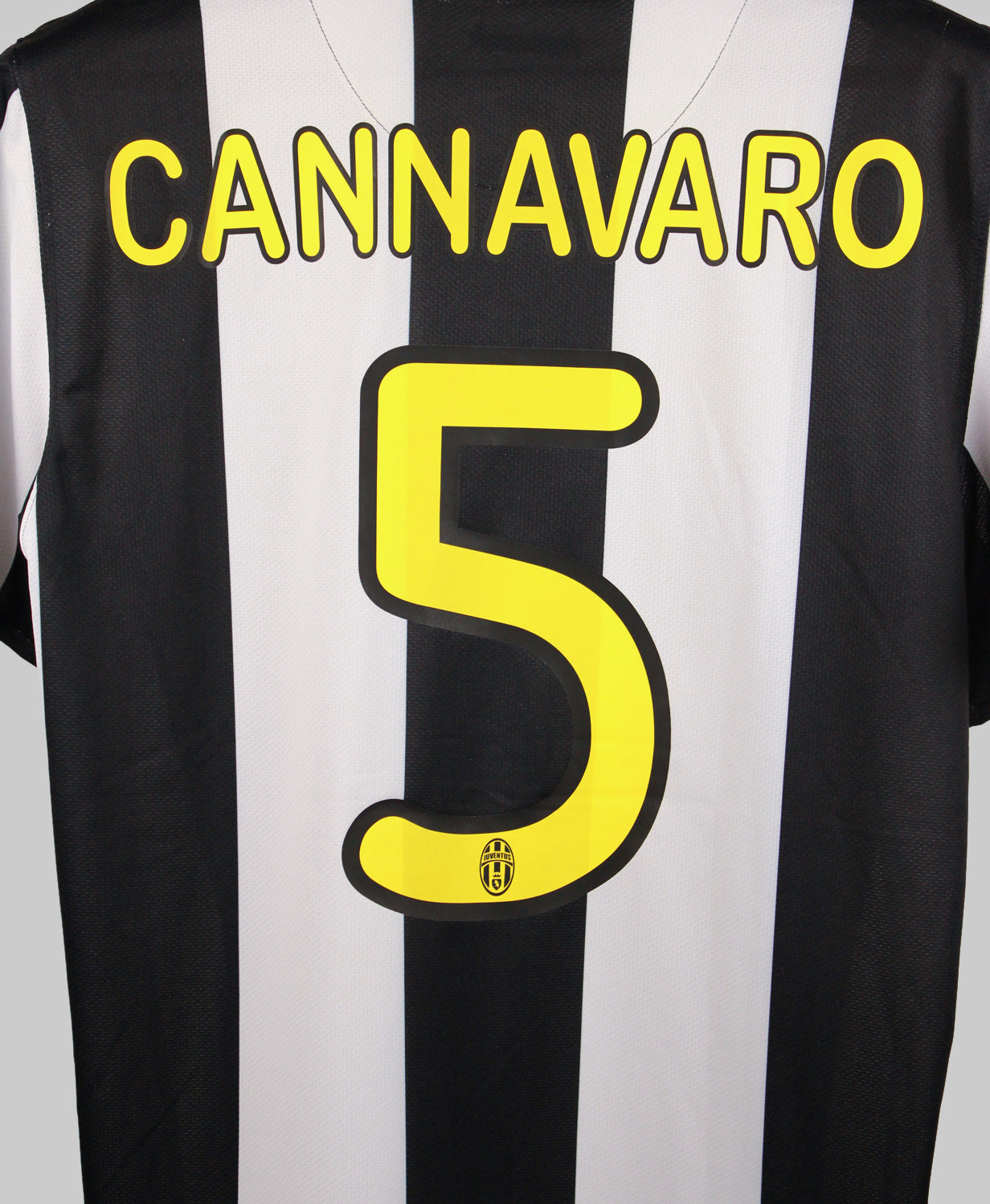 Juventus 2009-10 Cannavaro Home Kit (M)