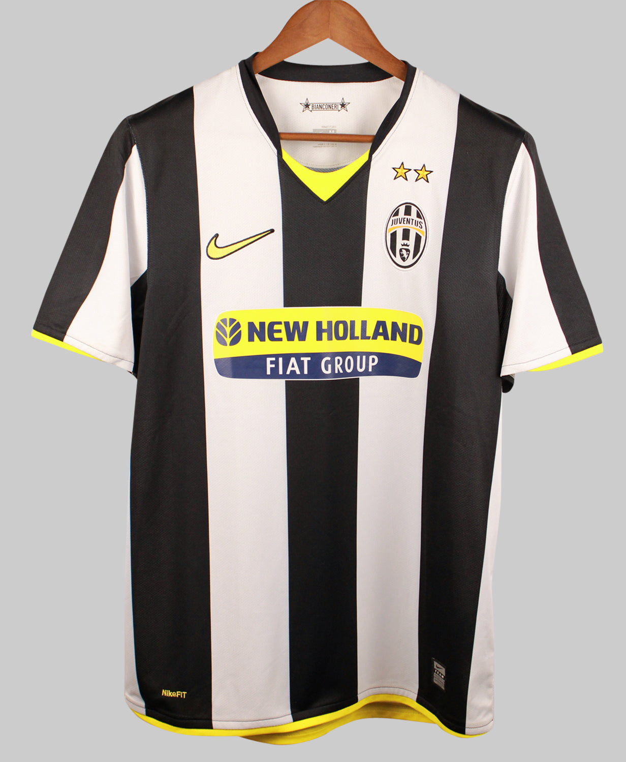 Juventus 2009-10 Cannavaro Home Kit (M)