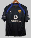 Manchester United 2004 T90 Training Kit (M)