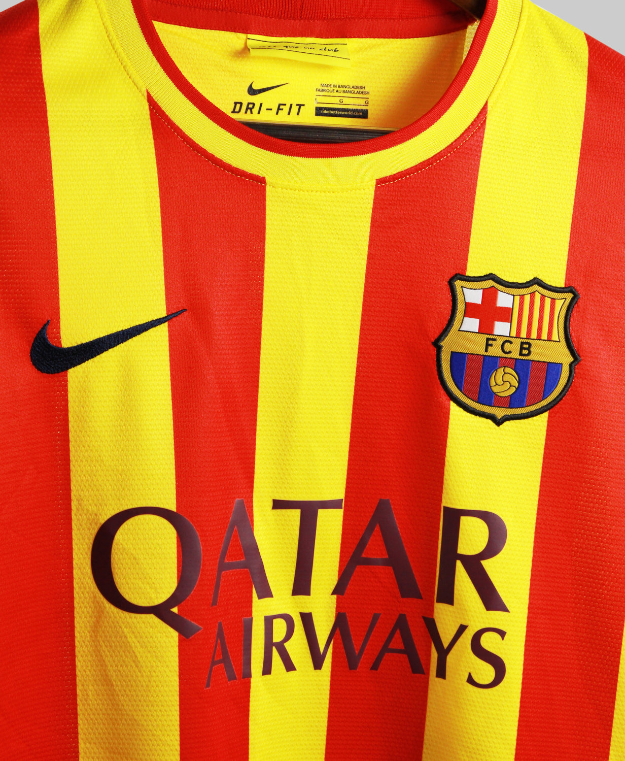 Barcelona 2013-14 Messi Away Kit (L)