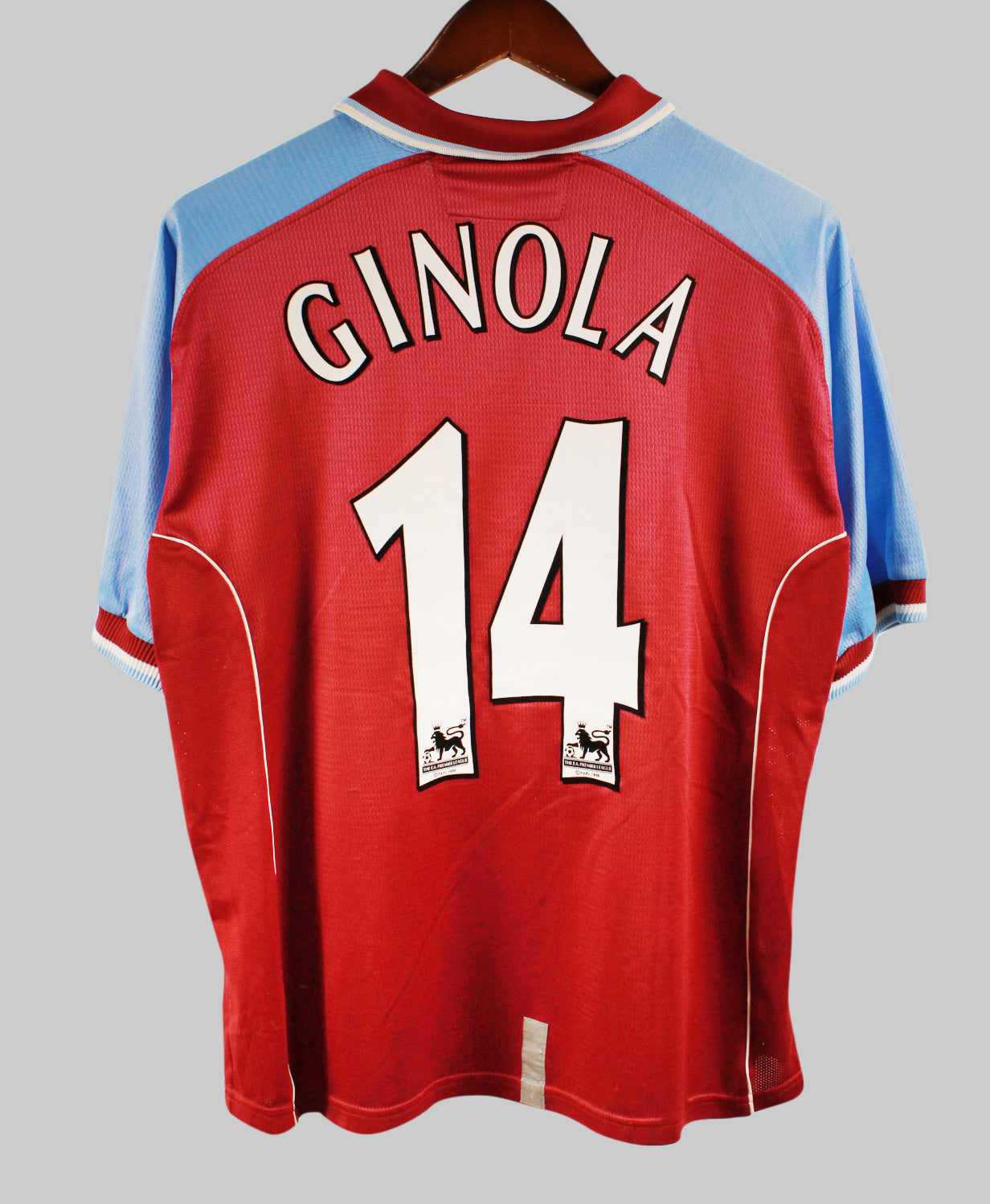 Aston Villa 2000-01 Ginola Home Kit   (M)