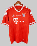 Bayern Munich 2013-14 Robben Home Kit (M)