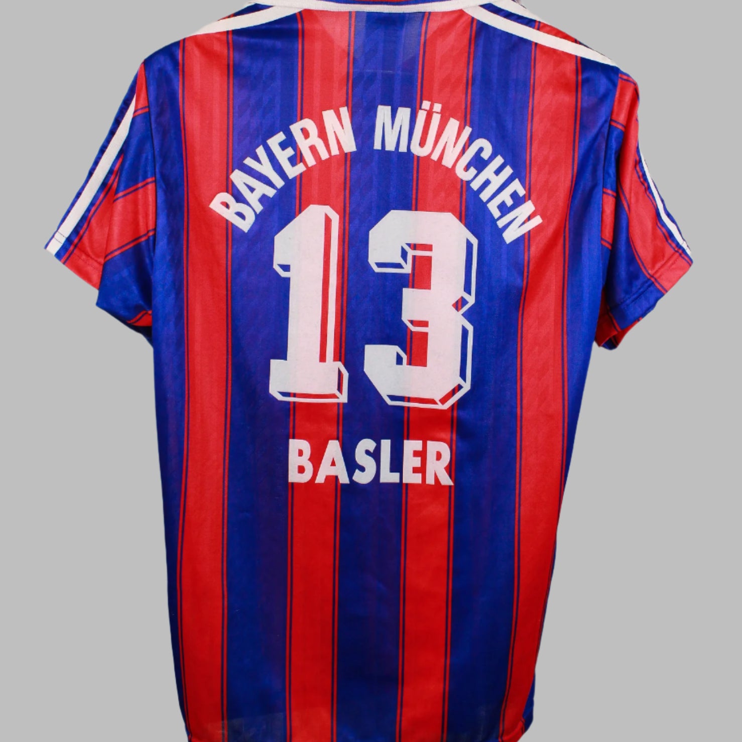 Bayern Munich 1995-97 Basler Home Kit (S)