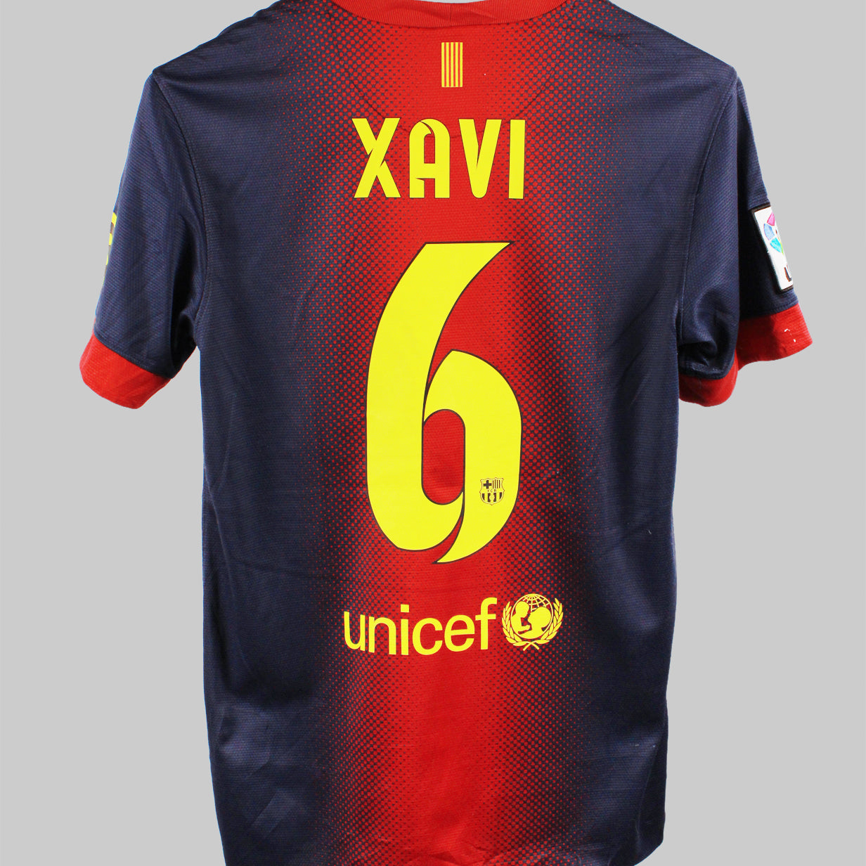 Barcelona 2012-13 Xavi Home Kit   (S)