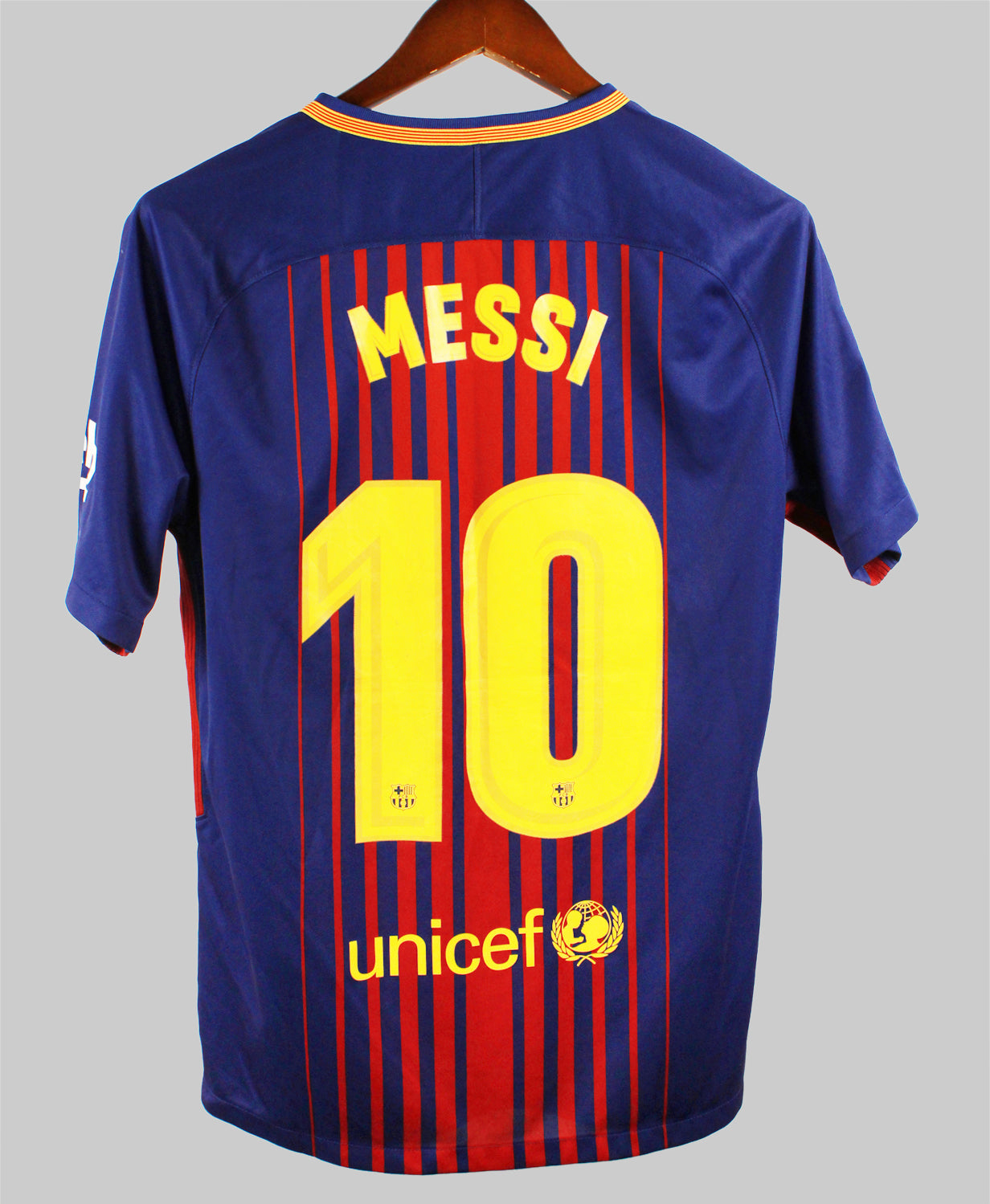 Barcelona 2017-18 Messi Home Kit   (M)