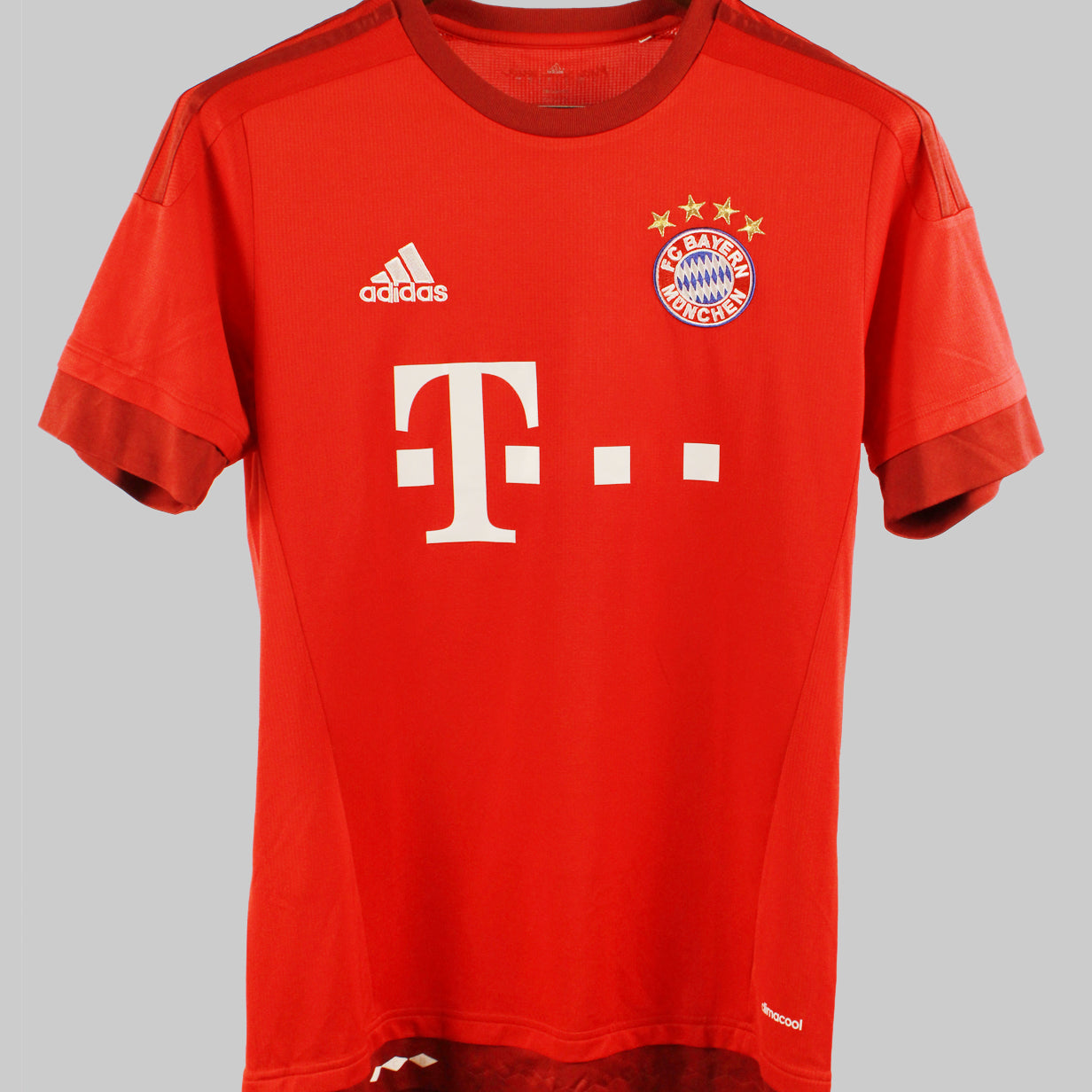 Bayern Munich 2015-16 Ribery Home Kit   (S)