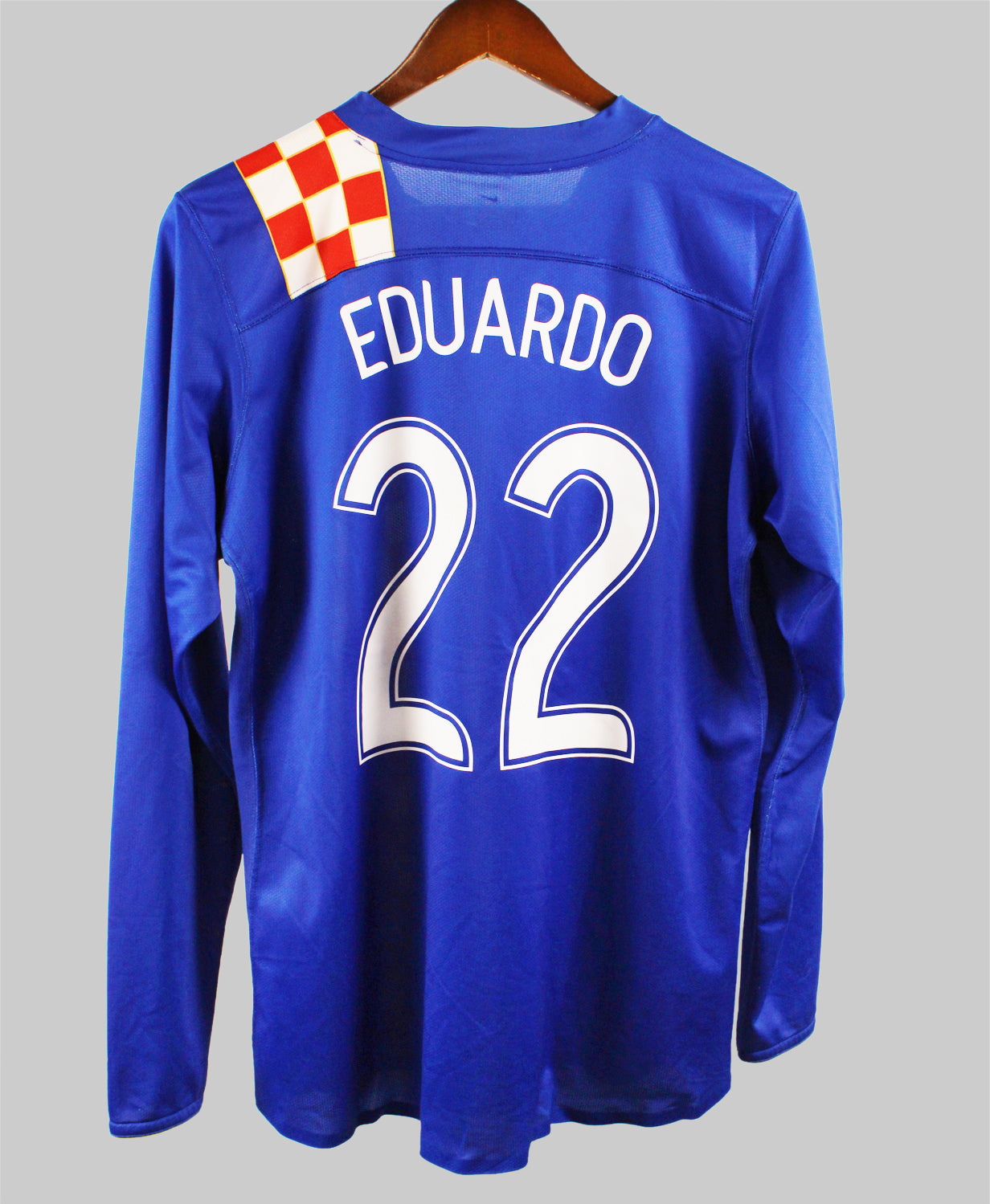 Croatia 2006-07 Eduardo Away Kit   (L)