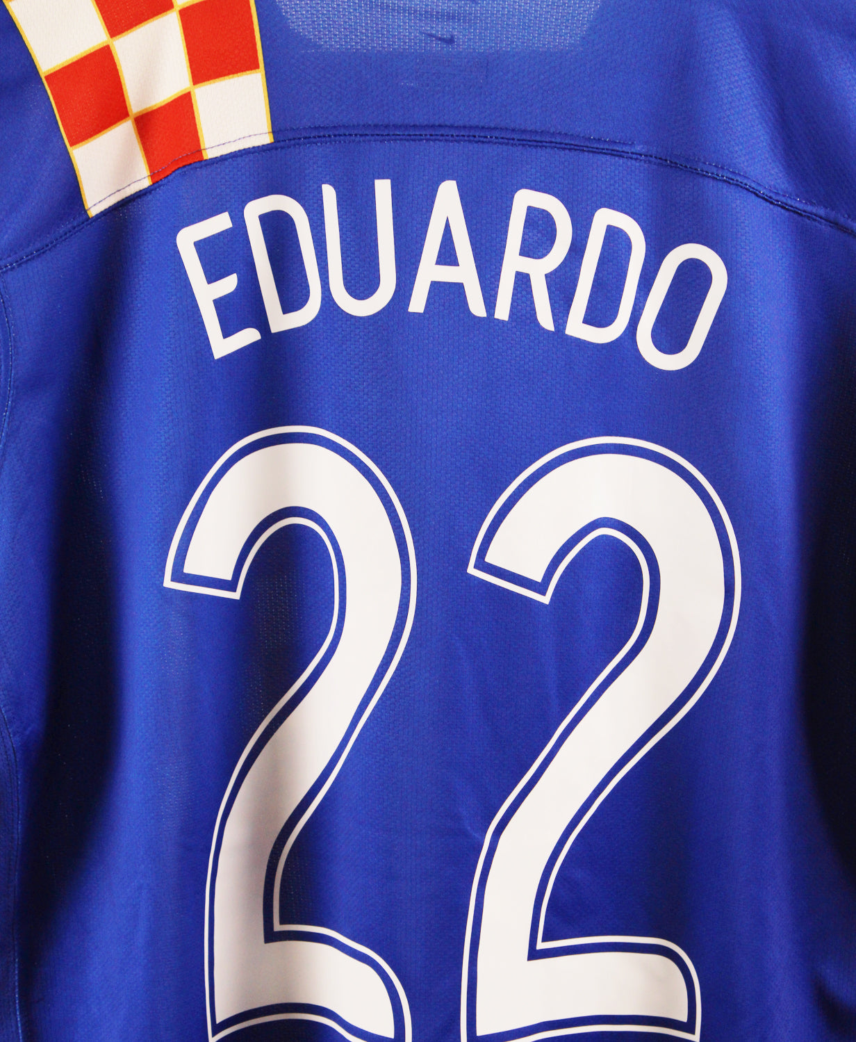 Croatia 2006-07 Eduardo Away Kit   (L)