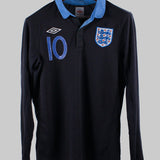 England 2011-12 Rooney Long Sleeve Away Kit   (M)