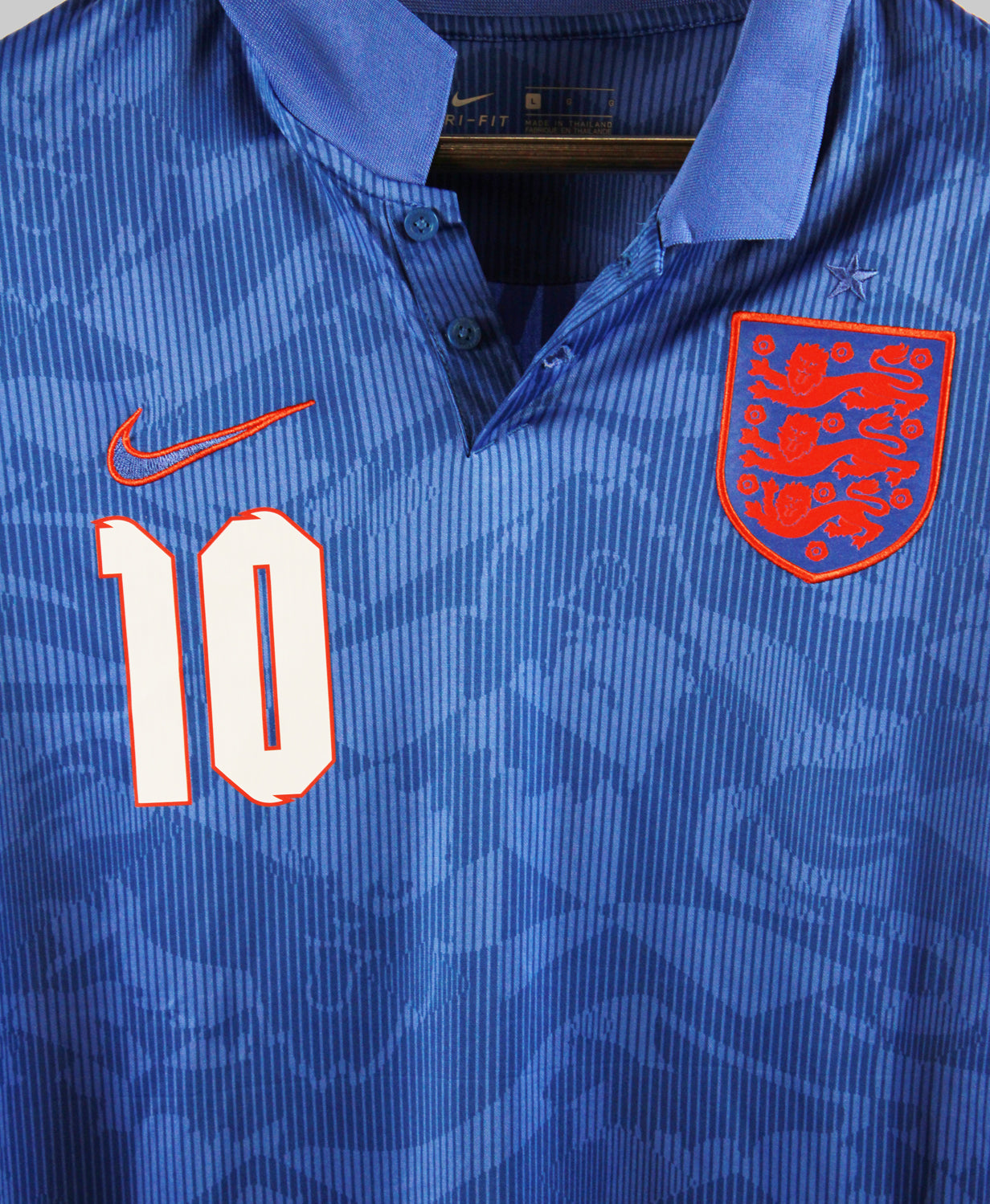 England 2020-21 Sterling Away Kit   (L)