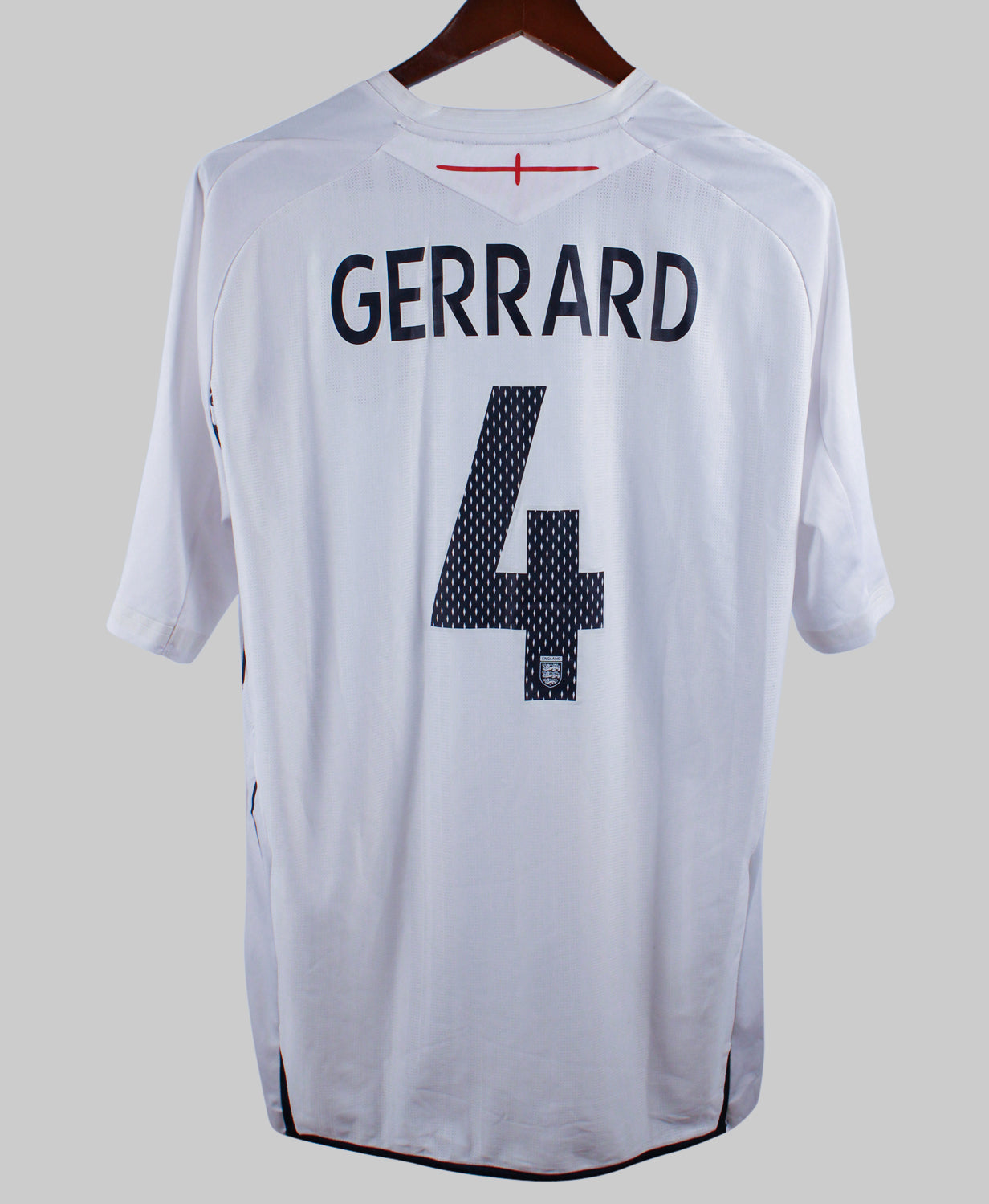 England 2007-08 Gerrard Home Kit   (XL)